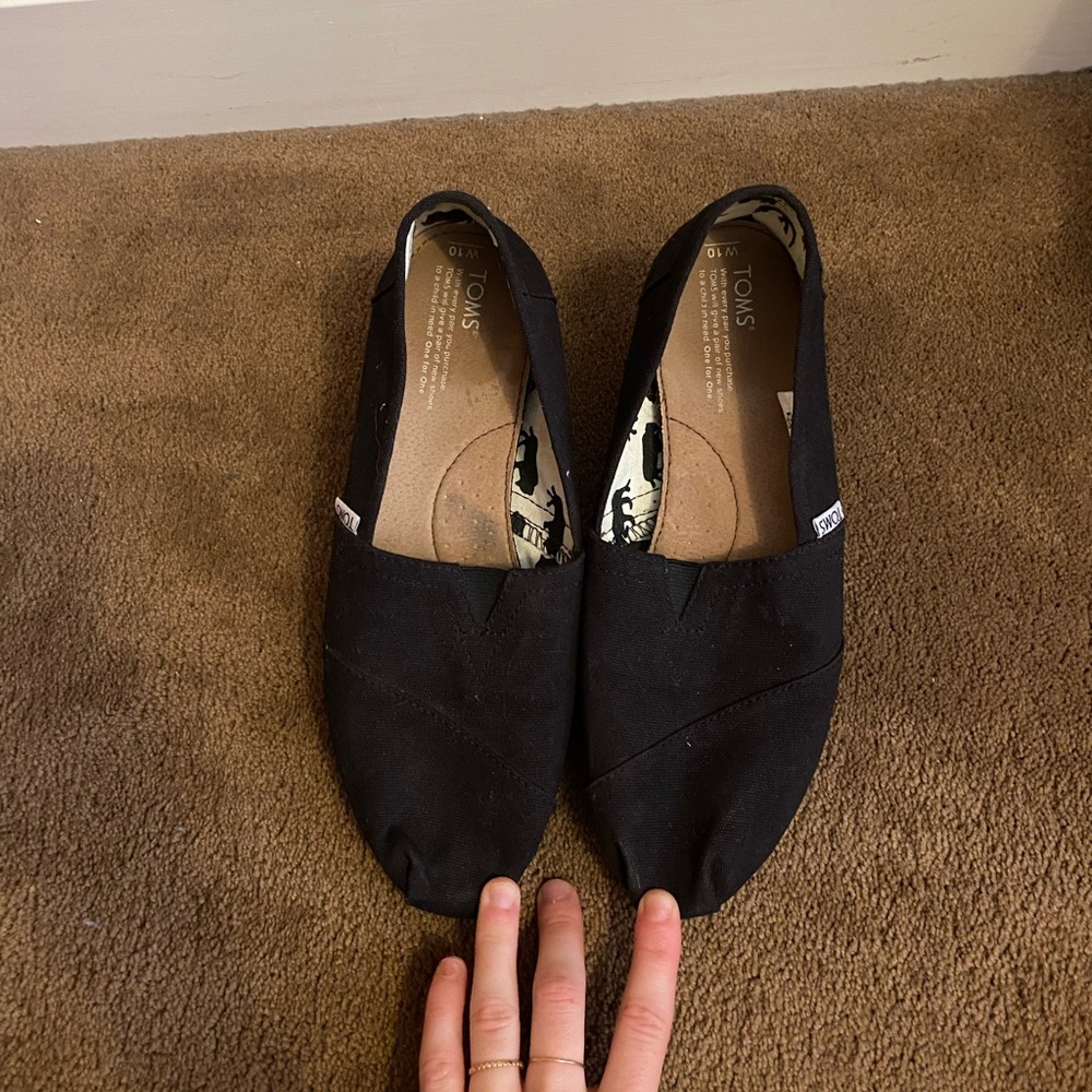 Black Toms